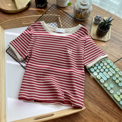 satın al Y2k Moda'da Sıcak Kızlar İçin Özel Nakışlı Logo Elastik Dikiş Kısa Tişört online manufacture