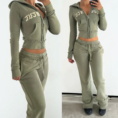 satın al Kadınlar için özel nakışlı asit yıkama spor takım elbiseleri % 100 pamuklu şort ve kapüşon seti online manufacture